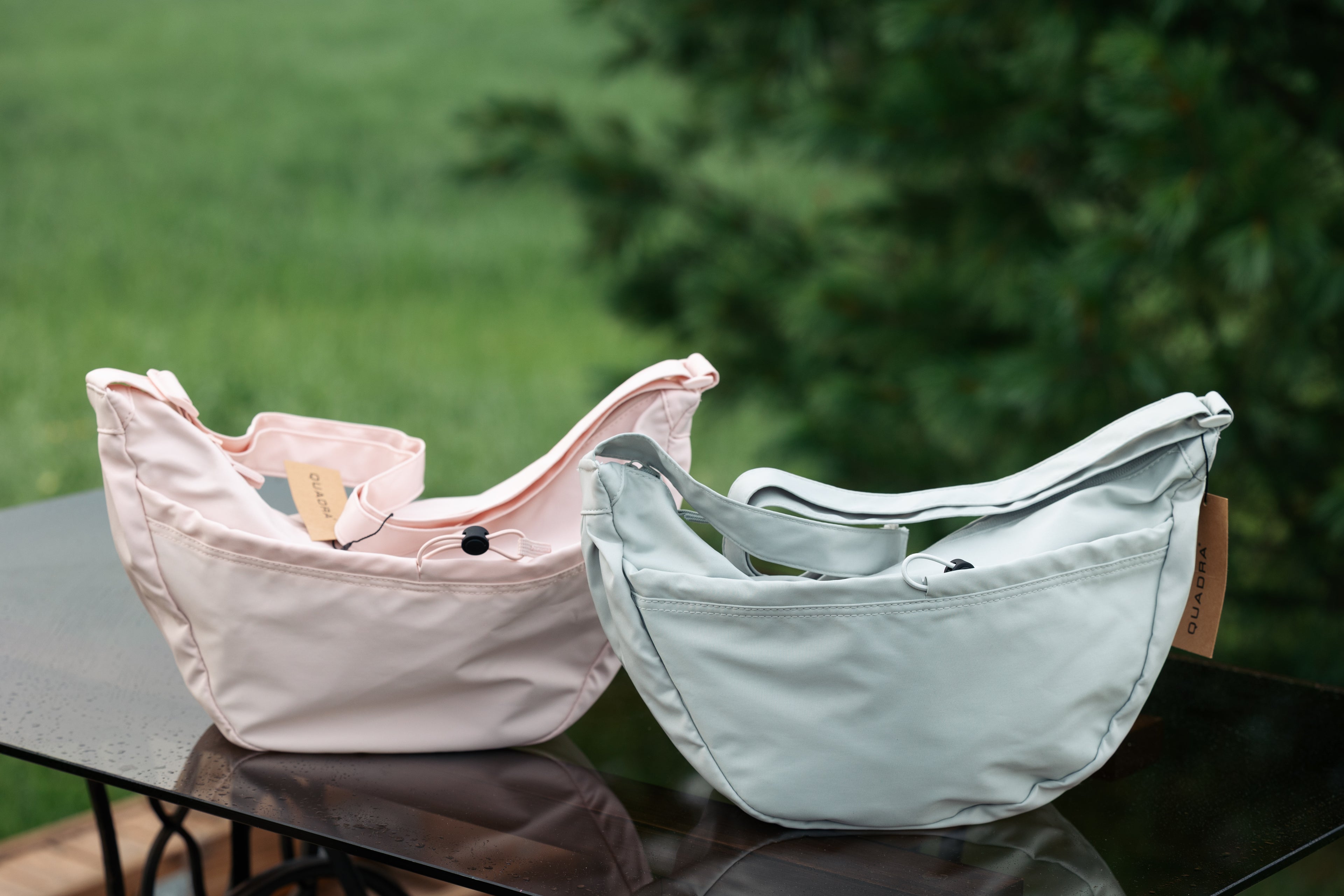 Cross-body laukku, kuvalla tai tekstillä